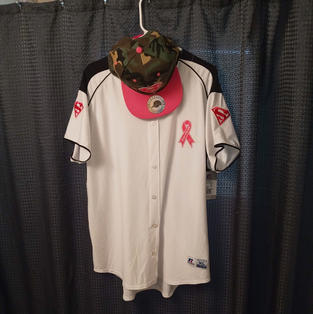 Breast Cancer Jersey and camofluage Snapback.